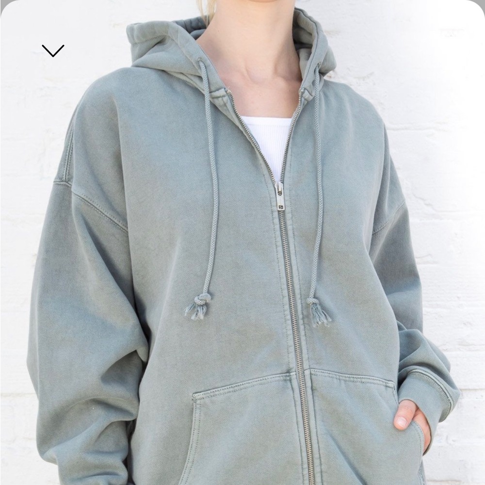Brandy Melville Christy Hoodie- in chocolate BROWN
